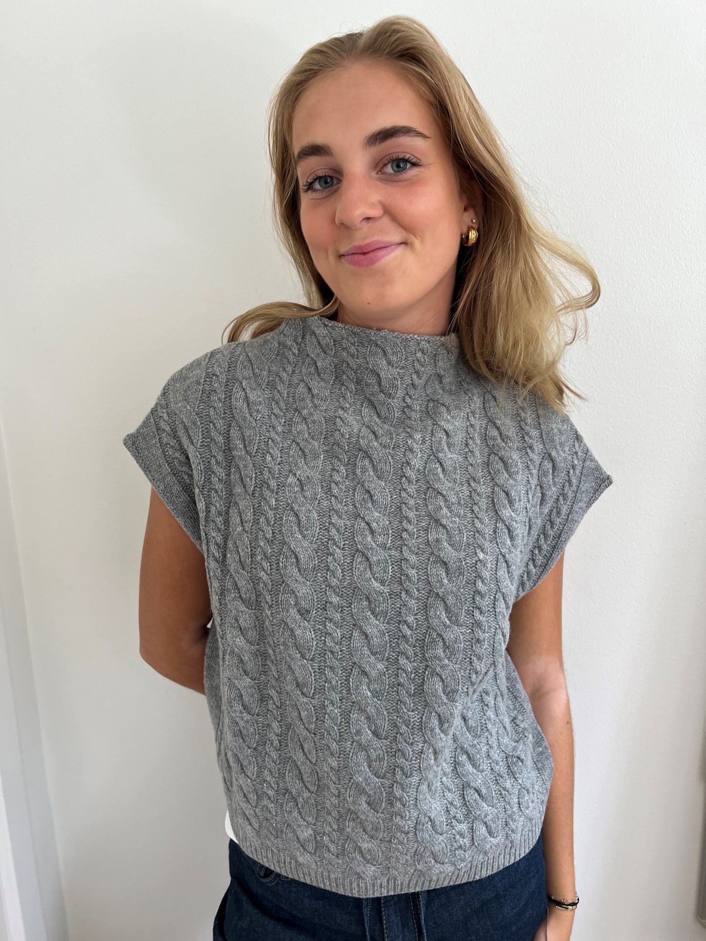 Alice Cabel - 100% soft wool